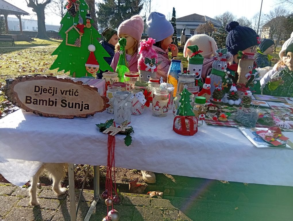 Božićni sajam u Sunji